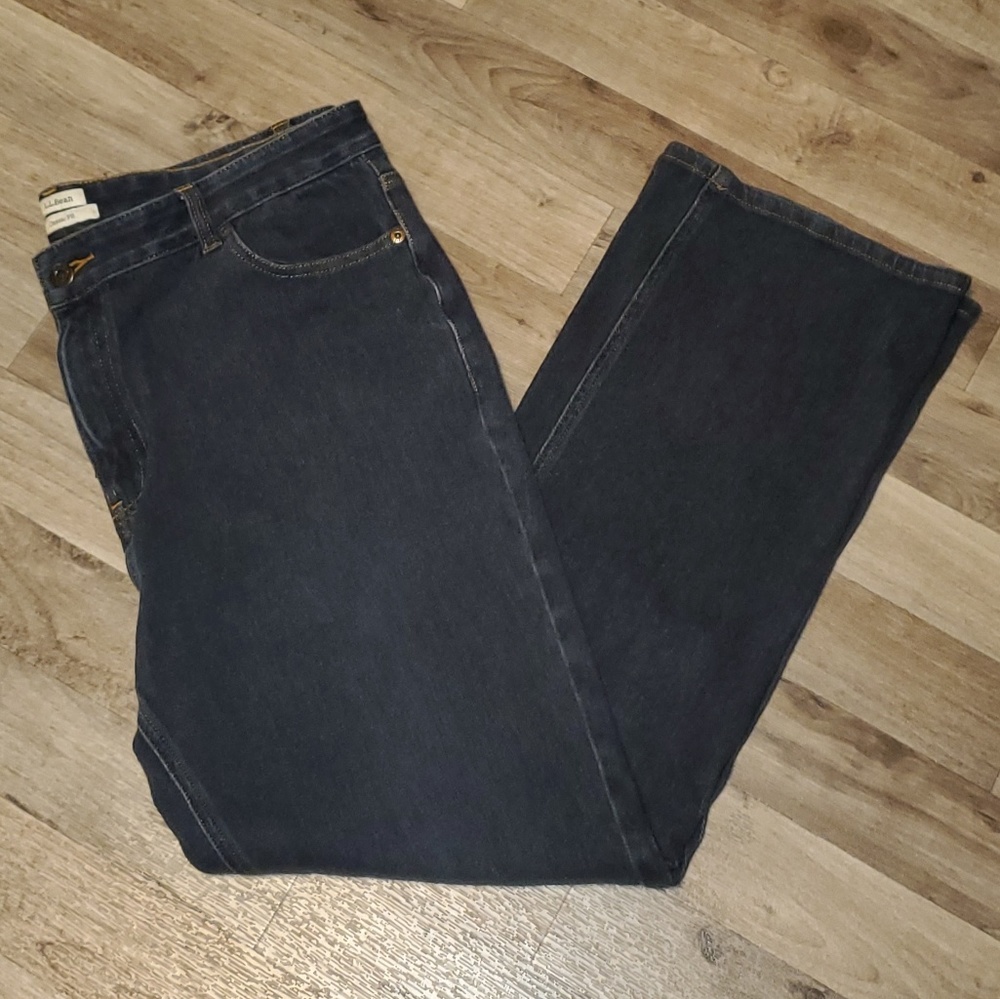 L. L. BEAN Classic Fit Jeans Size-16